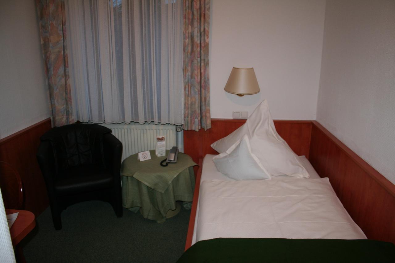 Haus Von Der Heyde Hotel Iserlohn Bagian luar foto