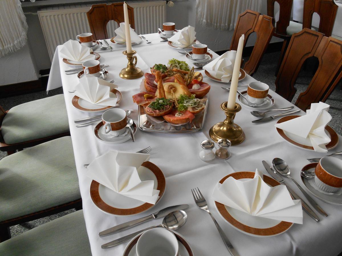 Haus Von Der Heyde Hotel Iserlohn Bagian luar foto